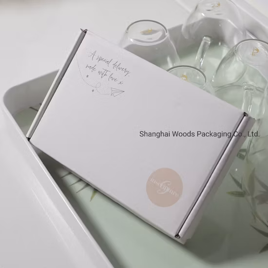 Caixa de embalagem de cílios personalizados de marca própria branca Pacote de caixa de cílios de vison quadrado